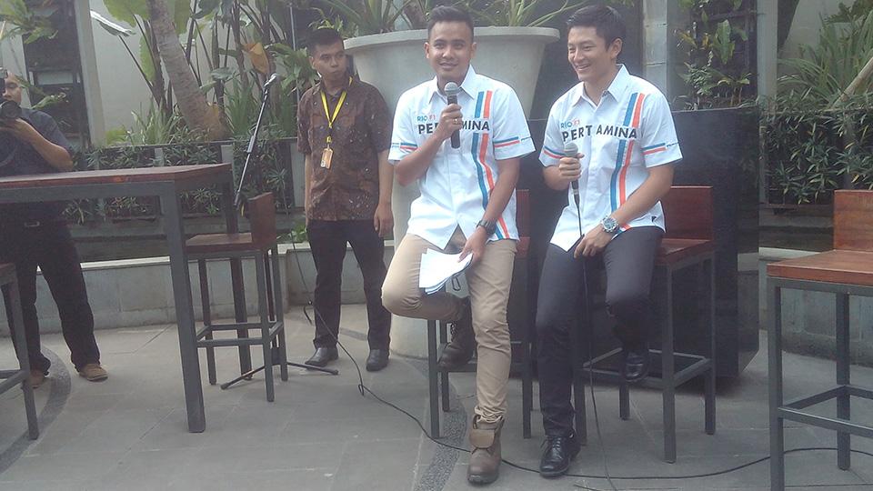 Sesi taya jawab Rio Haryanto dengan awak media. - INDOSPORT